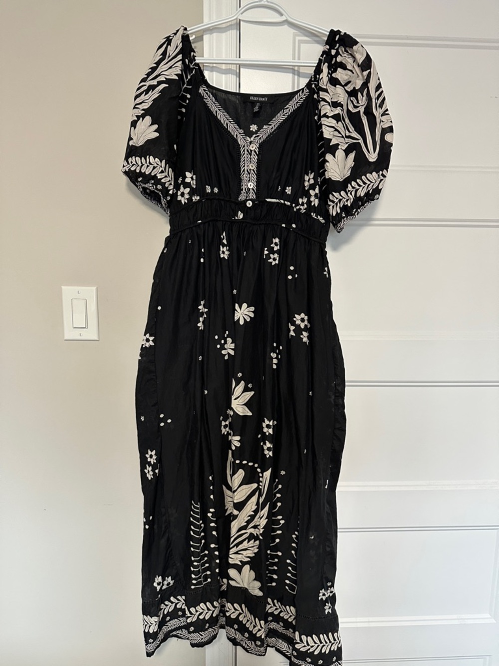 Ellen Tracy Women’s Black & White Floral Midi Dres